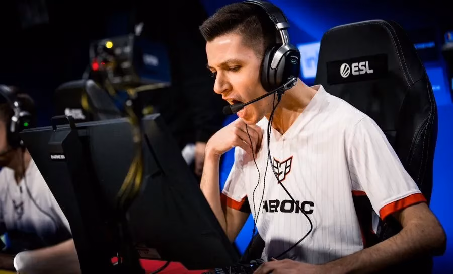 iem-katowice-2024-day-1-heroic-and-eternal-fire-made-playoffs-look-easy-image-0